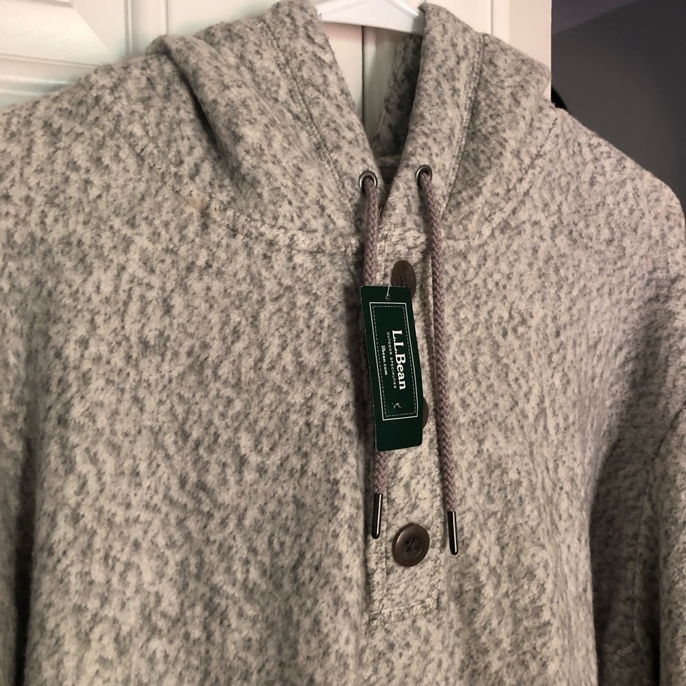 New w Tag: LL Bean Heritage Fleece Hooded Henley. Size XXL